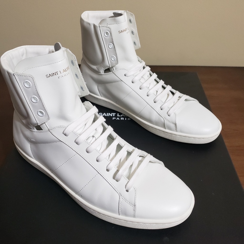 Saint Laurent / WOLLY